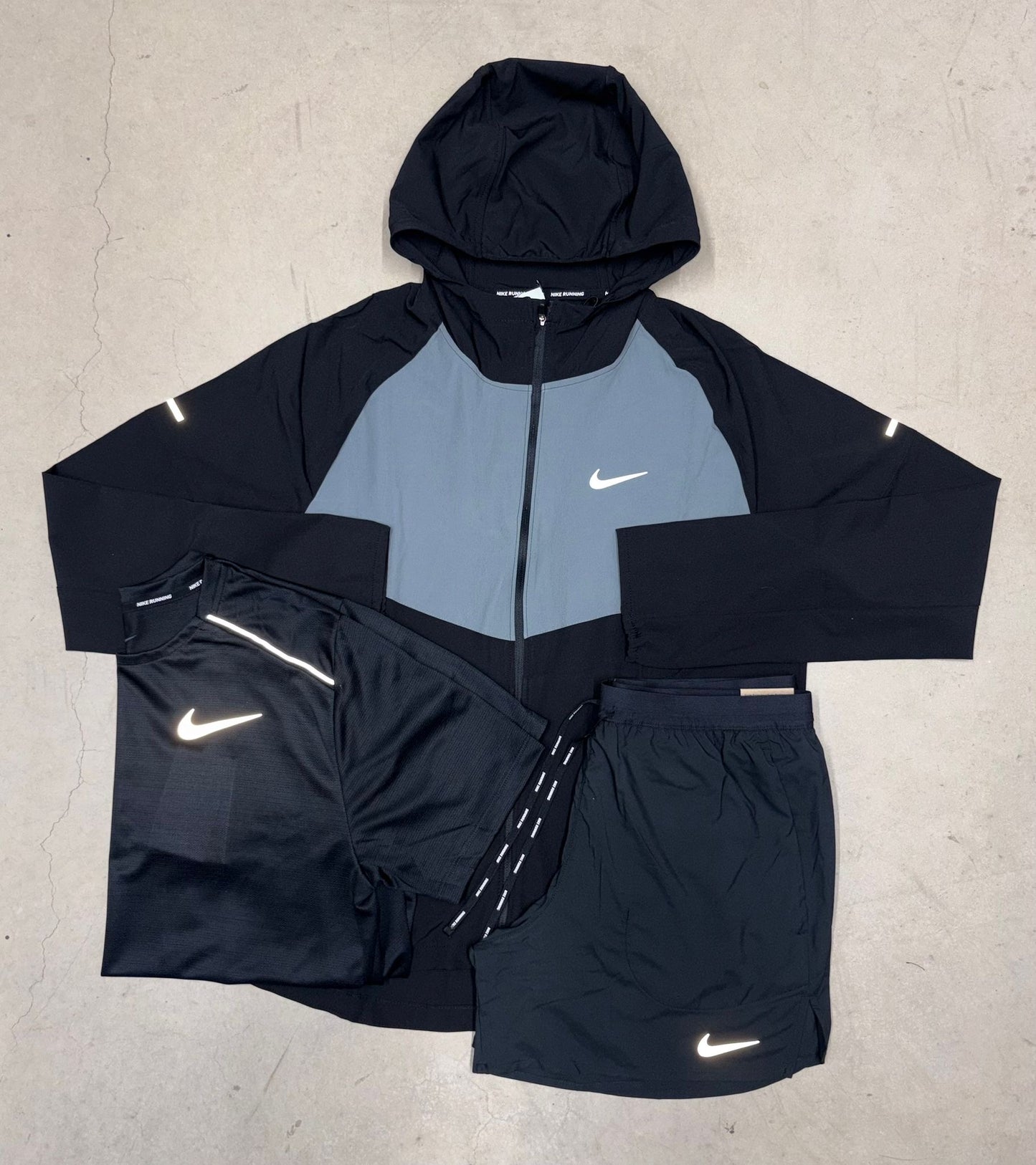 NIKE TRIO SET - FLEX SHORTS