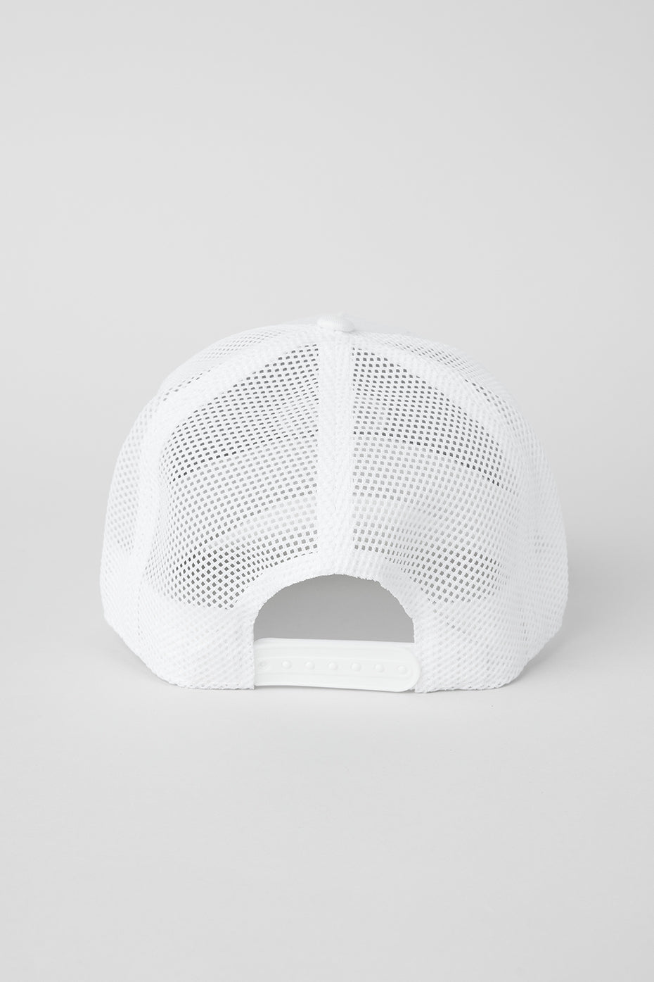 Alo District Trucker Hat - White/White