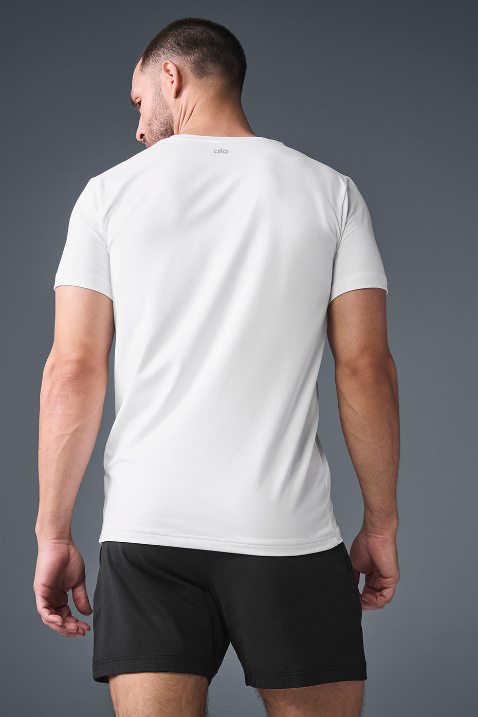 Alo Conquer Reform Crewneck Short Sleeve - White