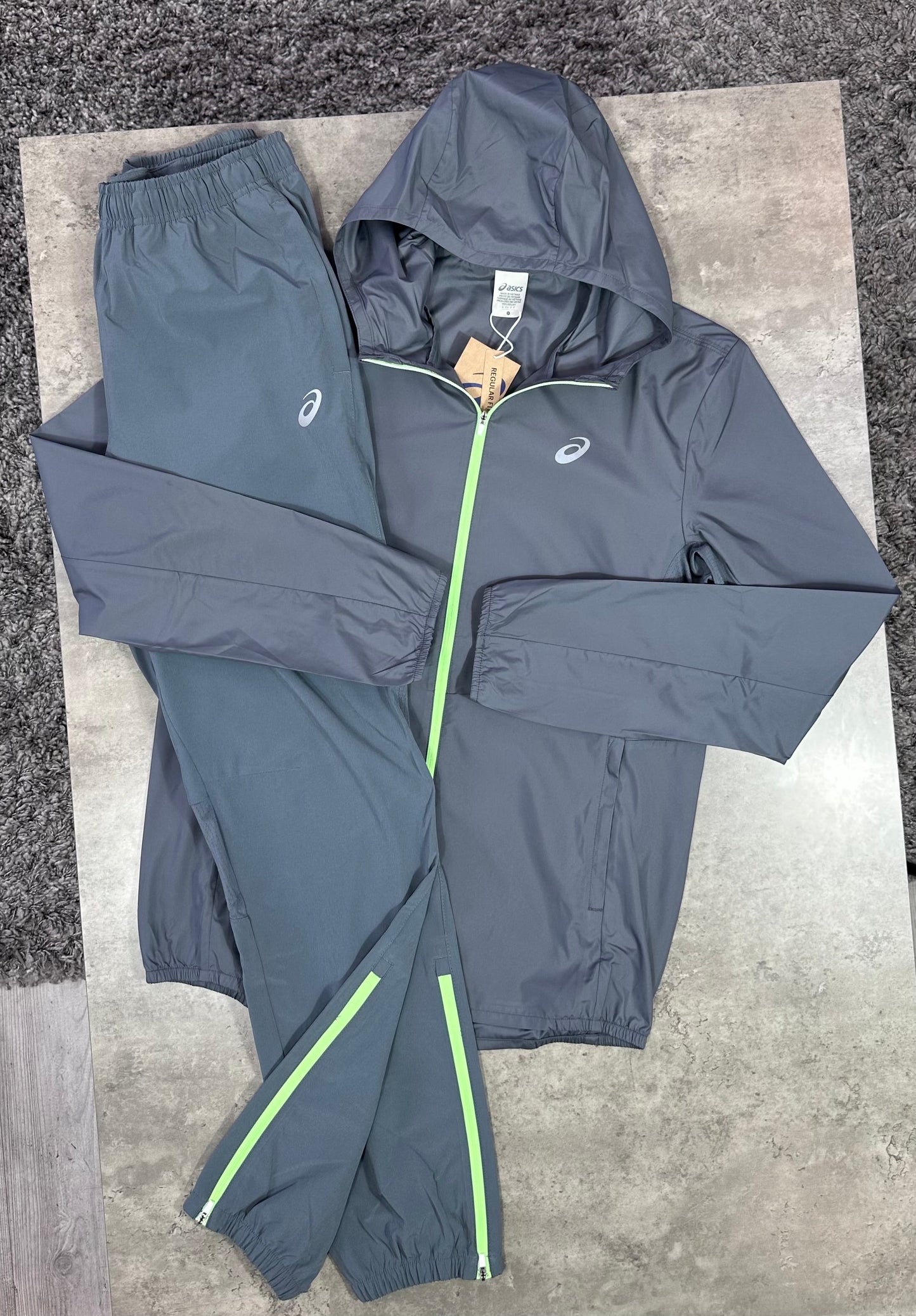 ASICS CORE TRACKSUIT - GREY / NEON