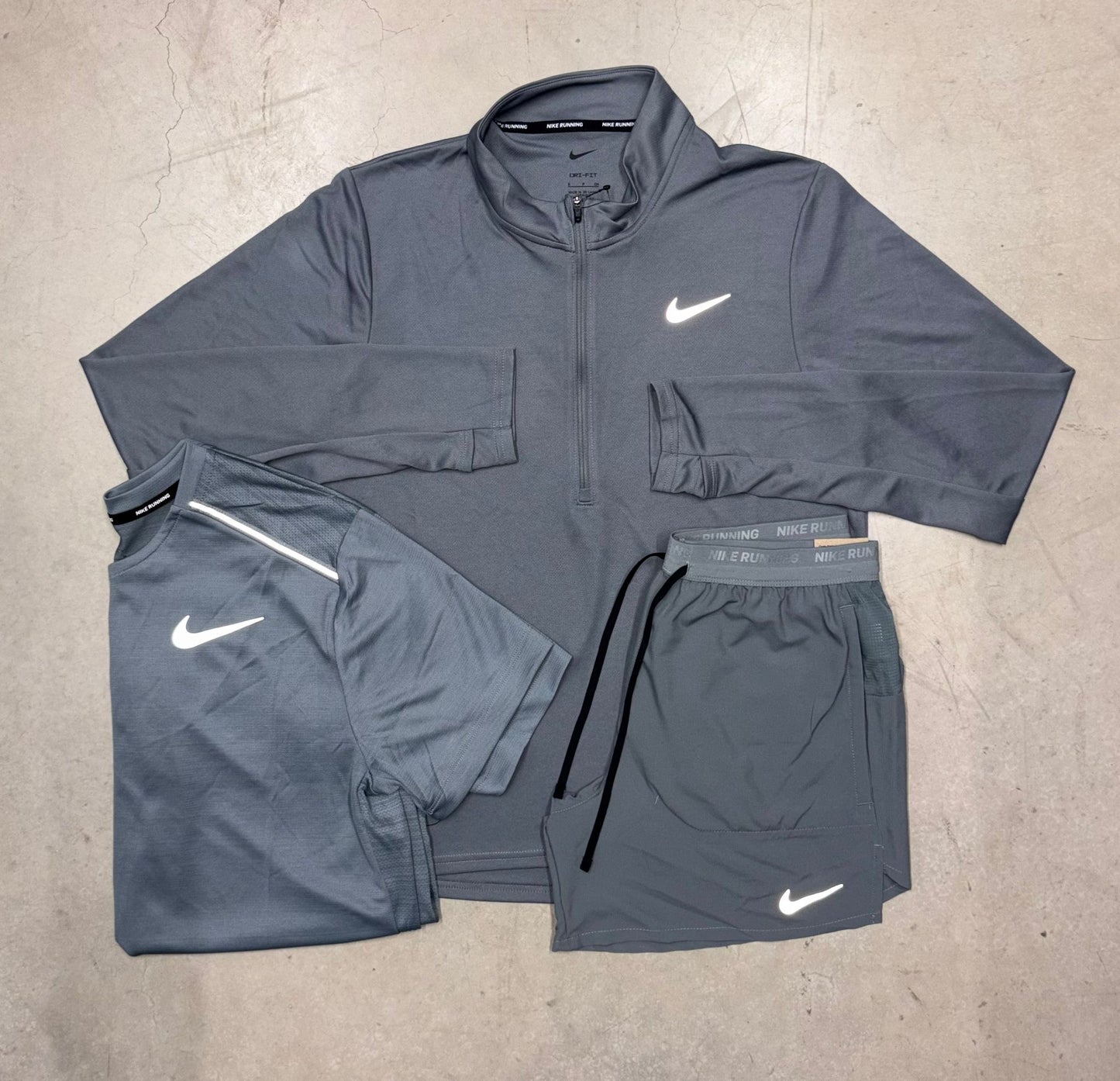 NIKE TRIO SET Q ZIP