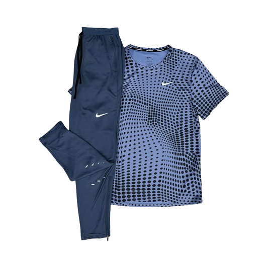 NIKE T’SHIRT & PANTS SET