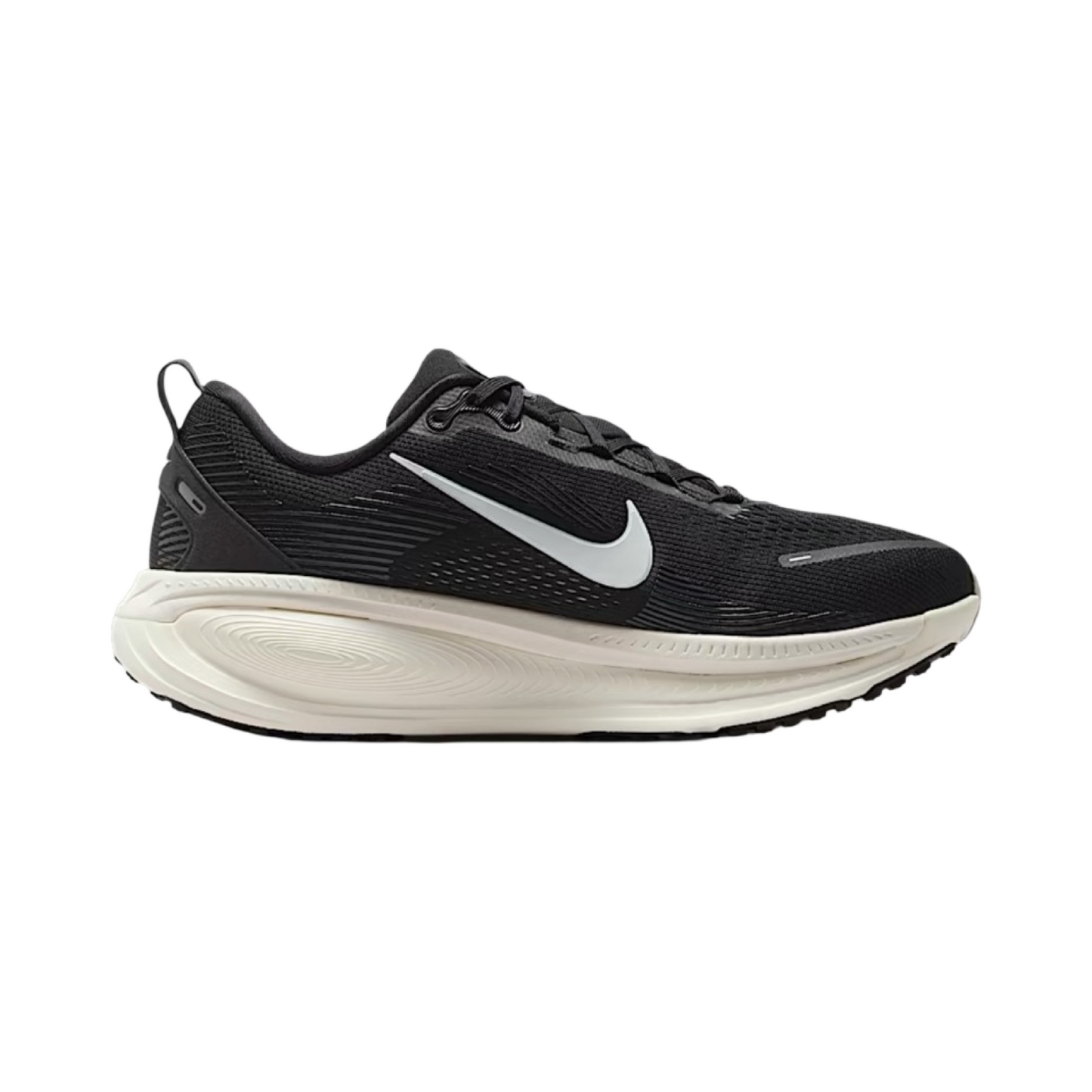 NIKE VOMERO 18
