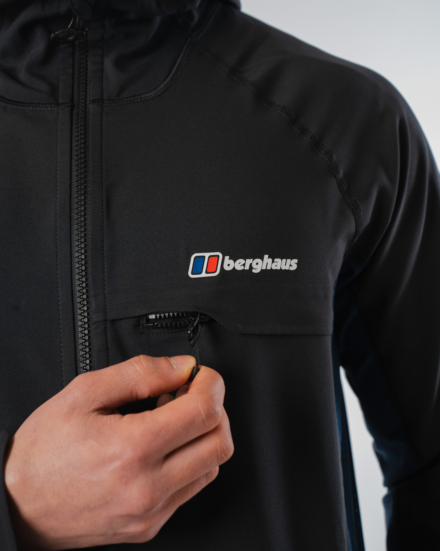 Berghaus Wavertree Black Navy Tracksuit - Jacket / Pant