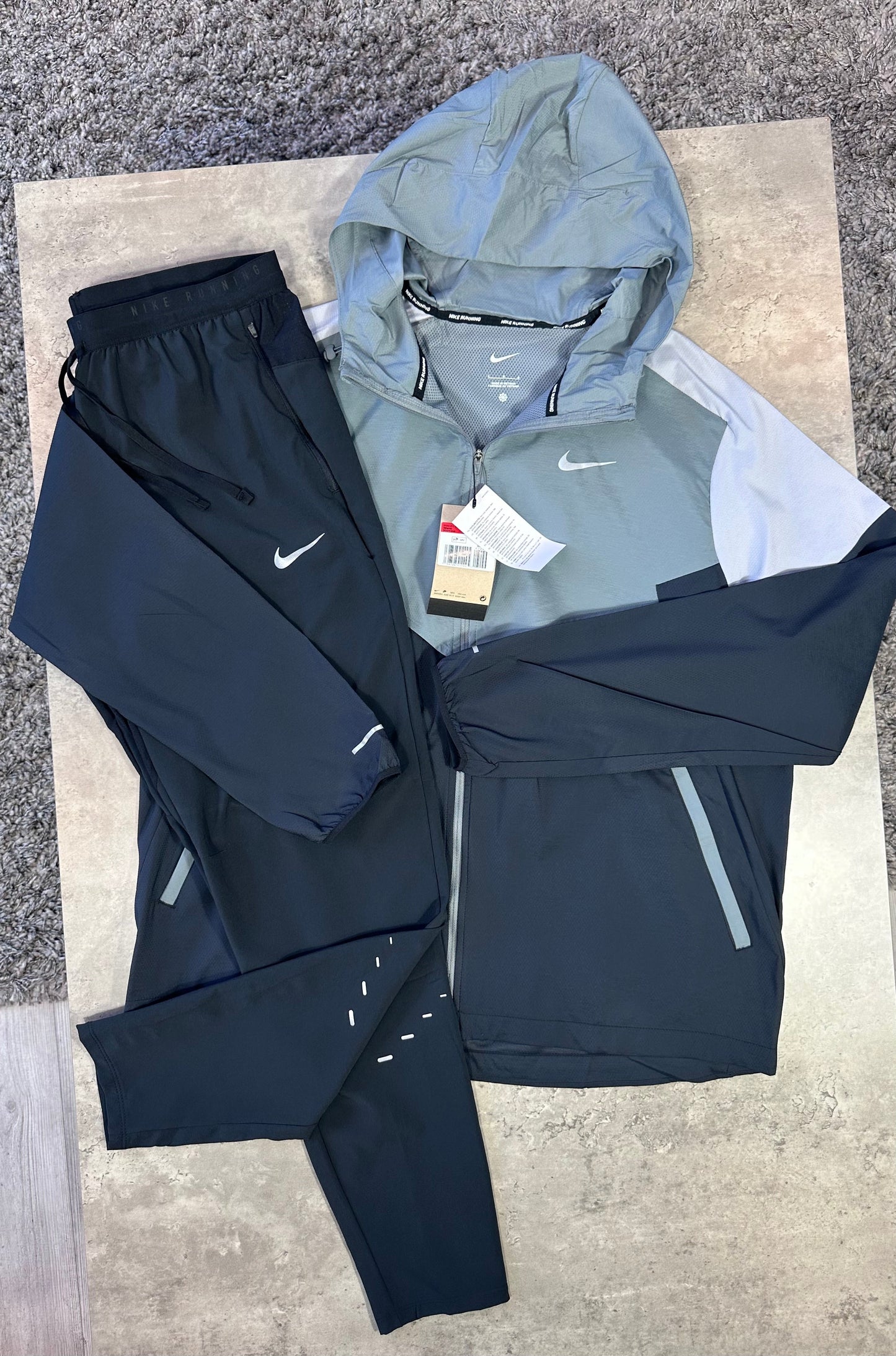 NIKE WINDRUNNER STRIDE TRACKSUIT - BLACK / DARK GREY / LIGHT GREY
