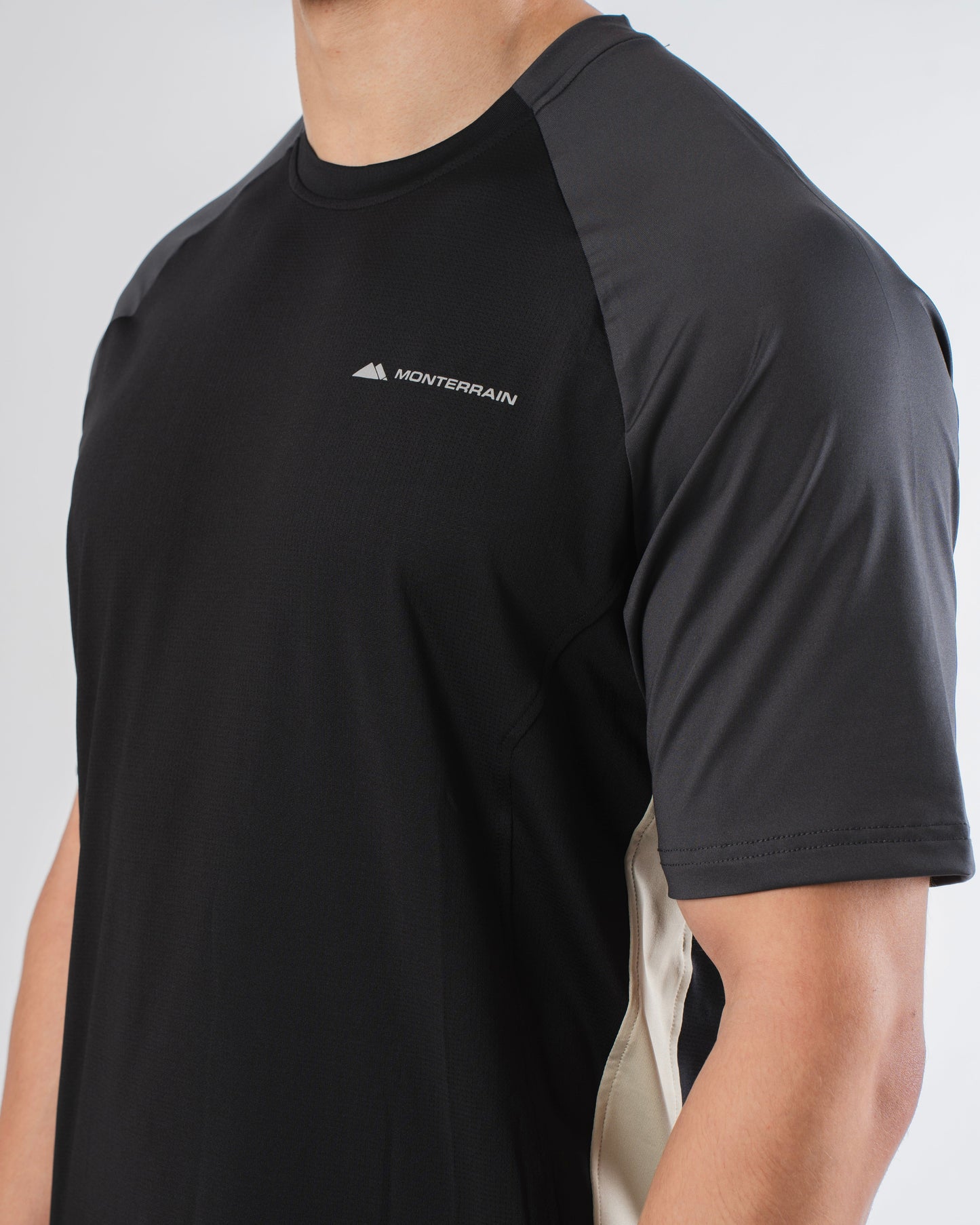 Monterrain Vault Woven T Shirt - Black / Fossil