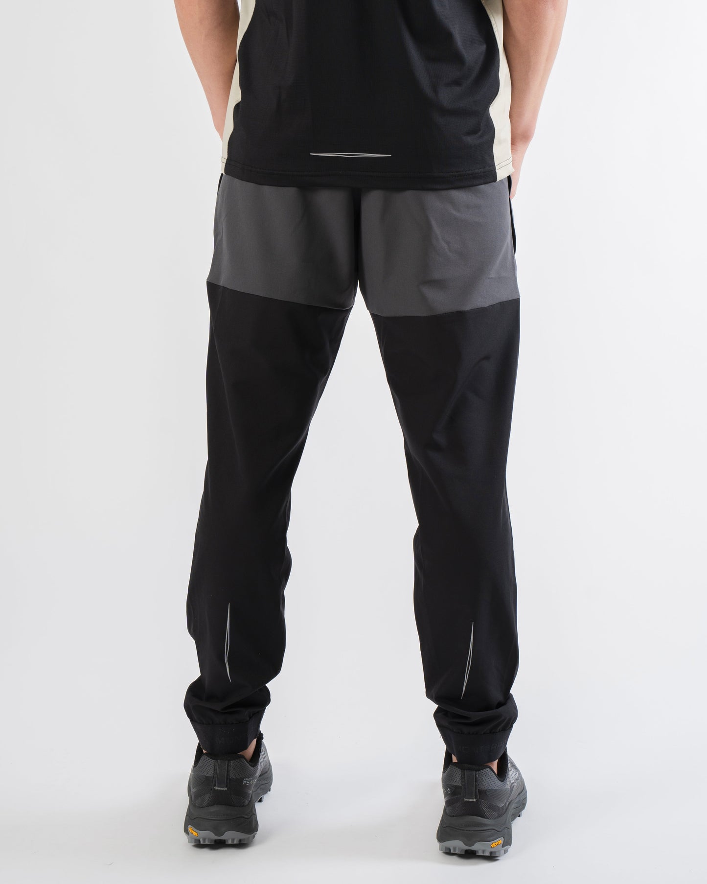 Monterrain Vault Woven Pant - Black / Fossil