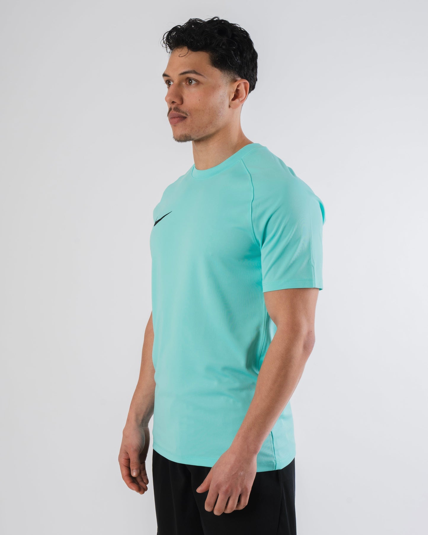 Nike Dri Fit Turquoise / Black Set - T Shirt / Shorts