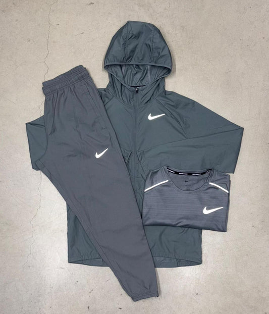 ESSENTIAL CHALLENGER NIKE TRIO SET