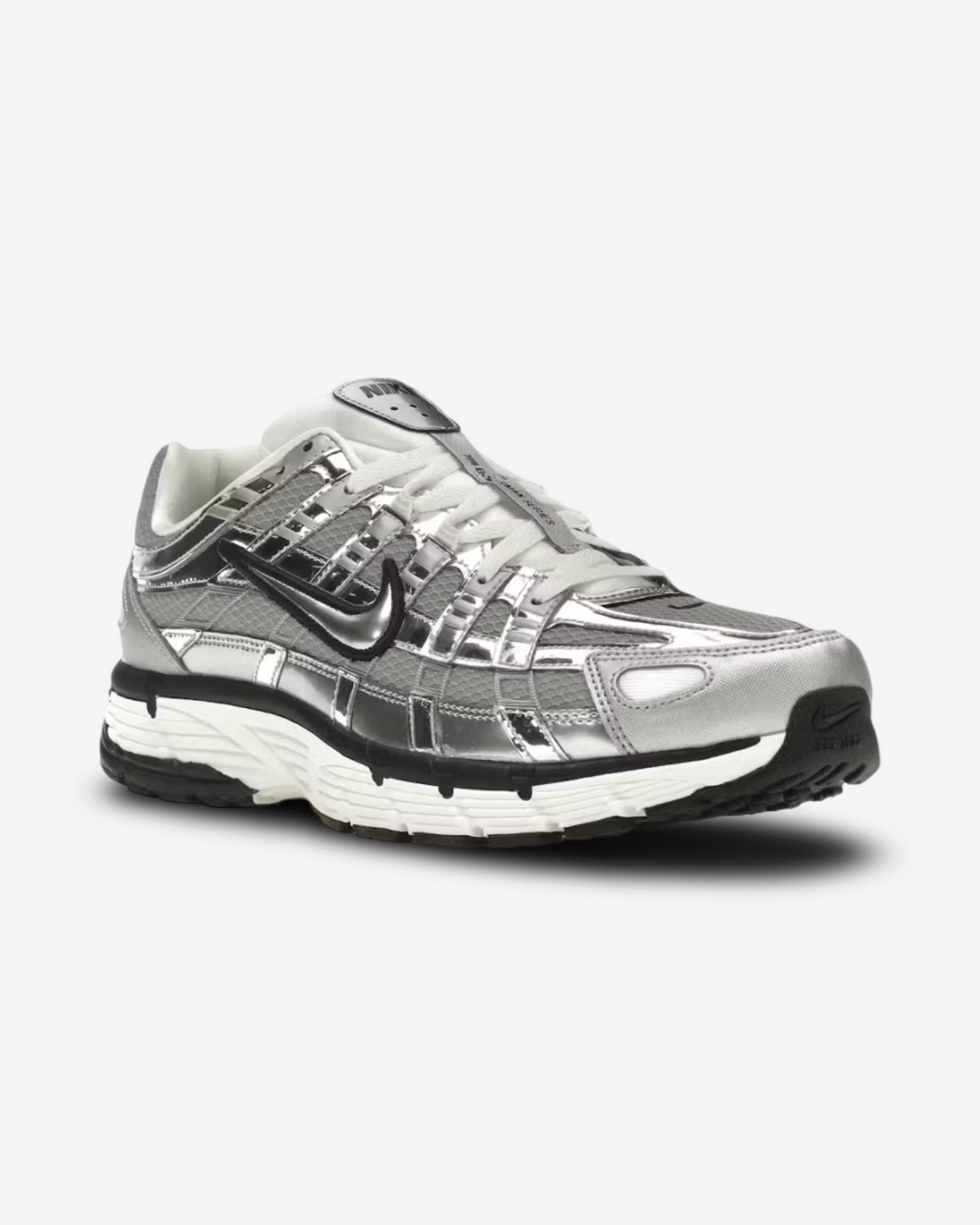 NIKE P-6000 METALLIC SILVER