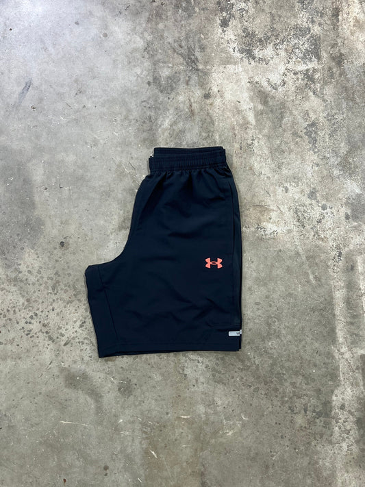 Under Armour Tech Utility Shorts - Black / Red