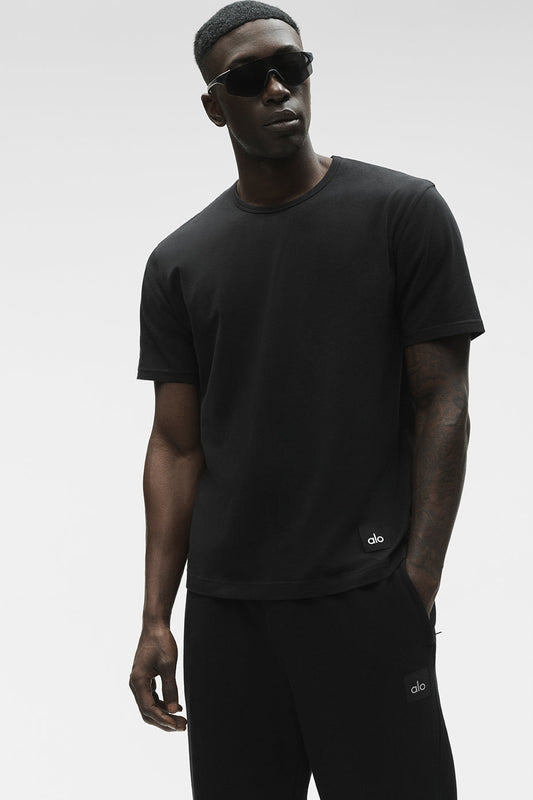 Alo Essential Short Sleeve Street Tee - Black