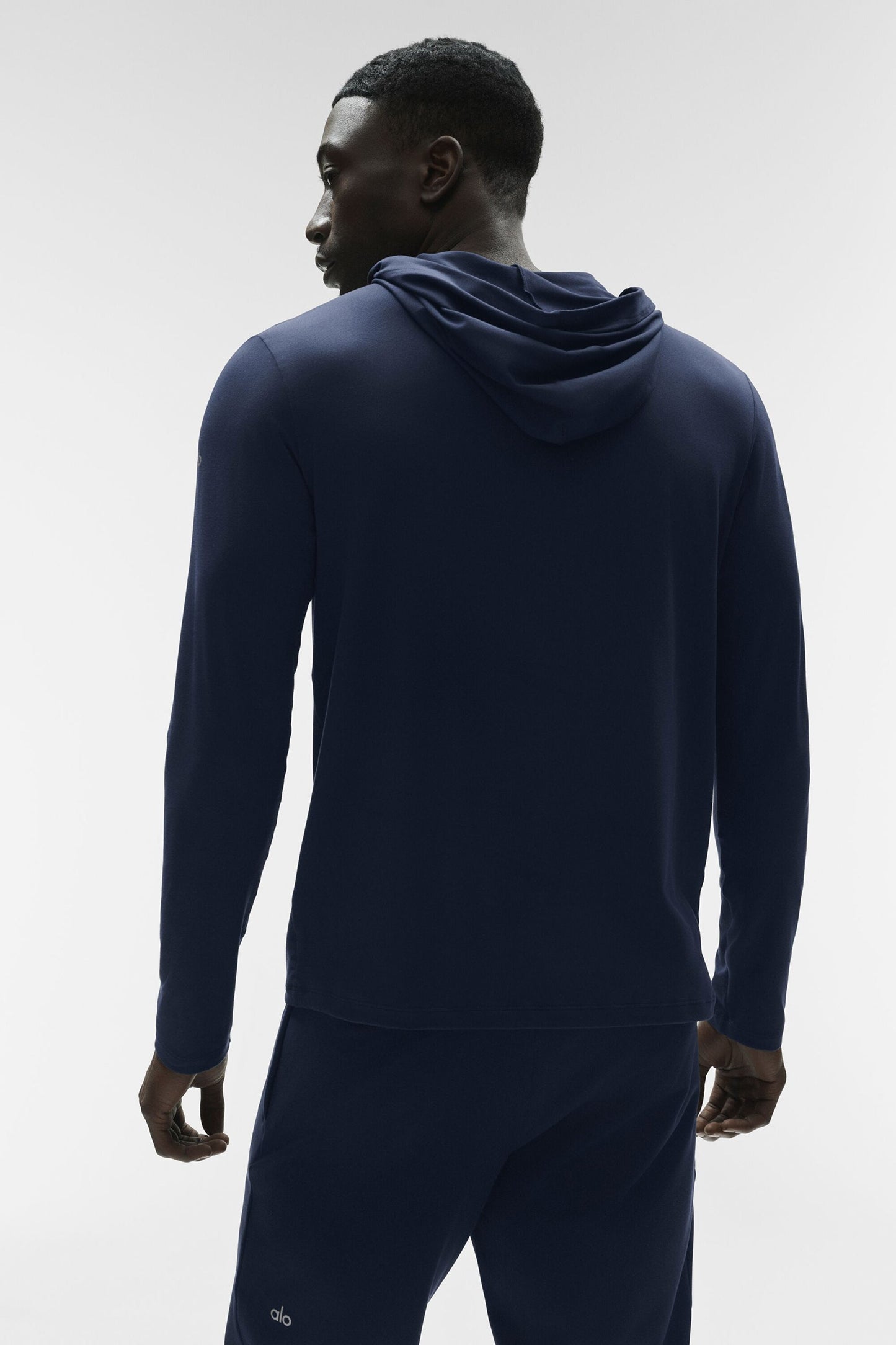 Alo Conquer Reform Long Sleeve With Hood - Navy