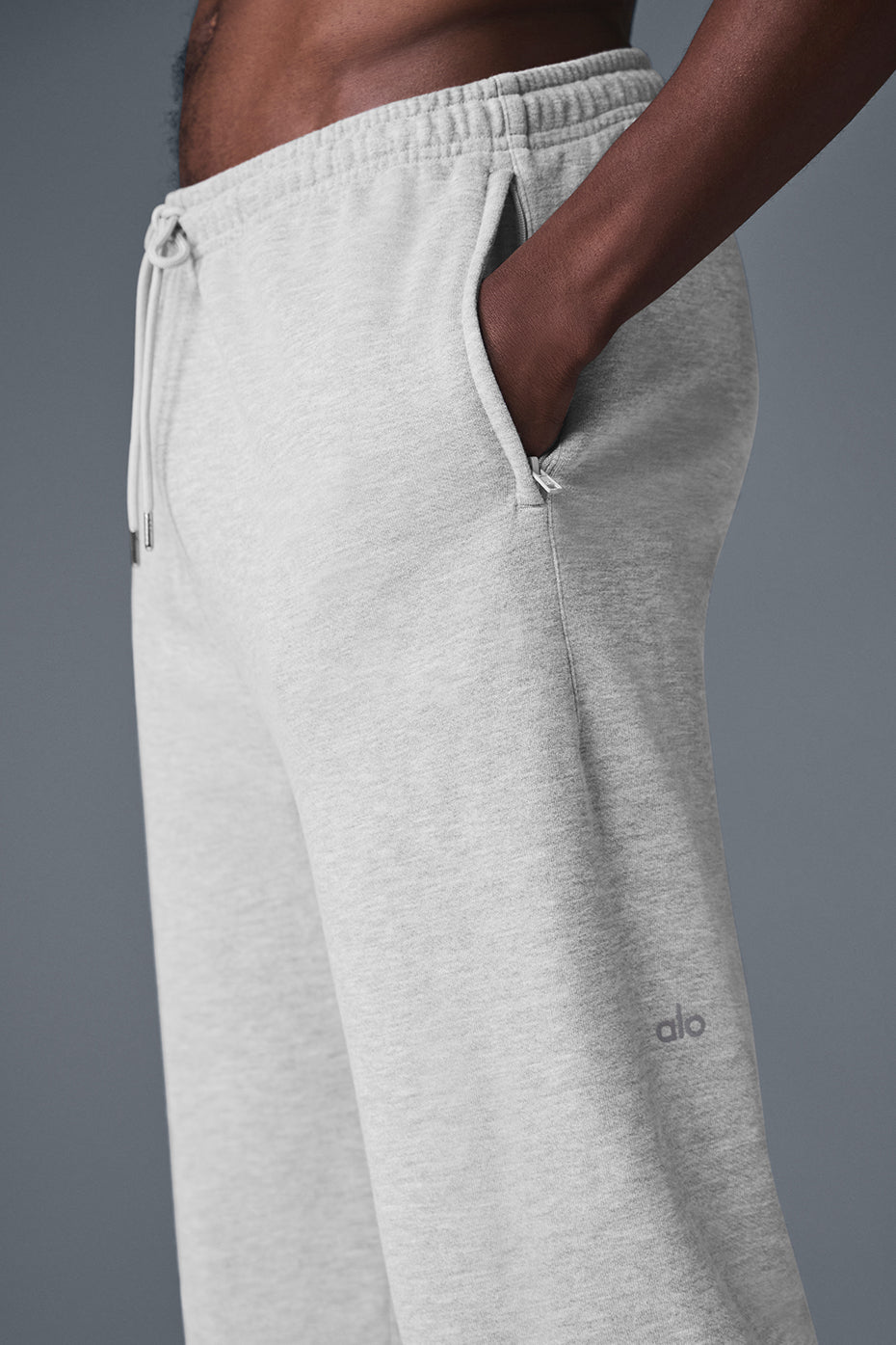 Alo Chill Sweatpant / Athletic Heather Grey