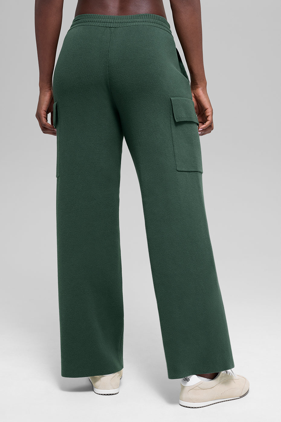 Alo Scholar Knit High-Waist Cargo Pant - Clover Green