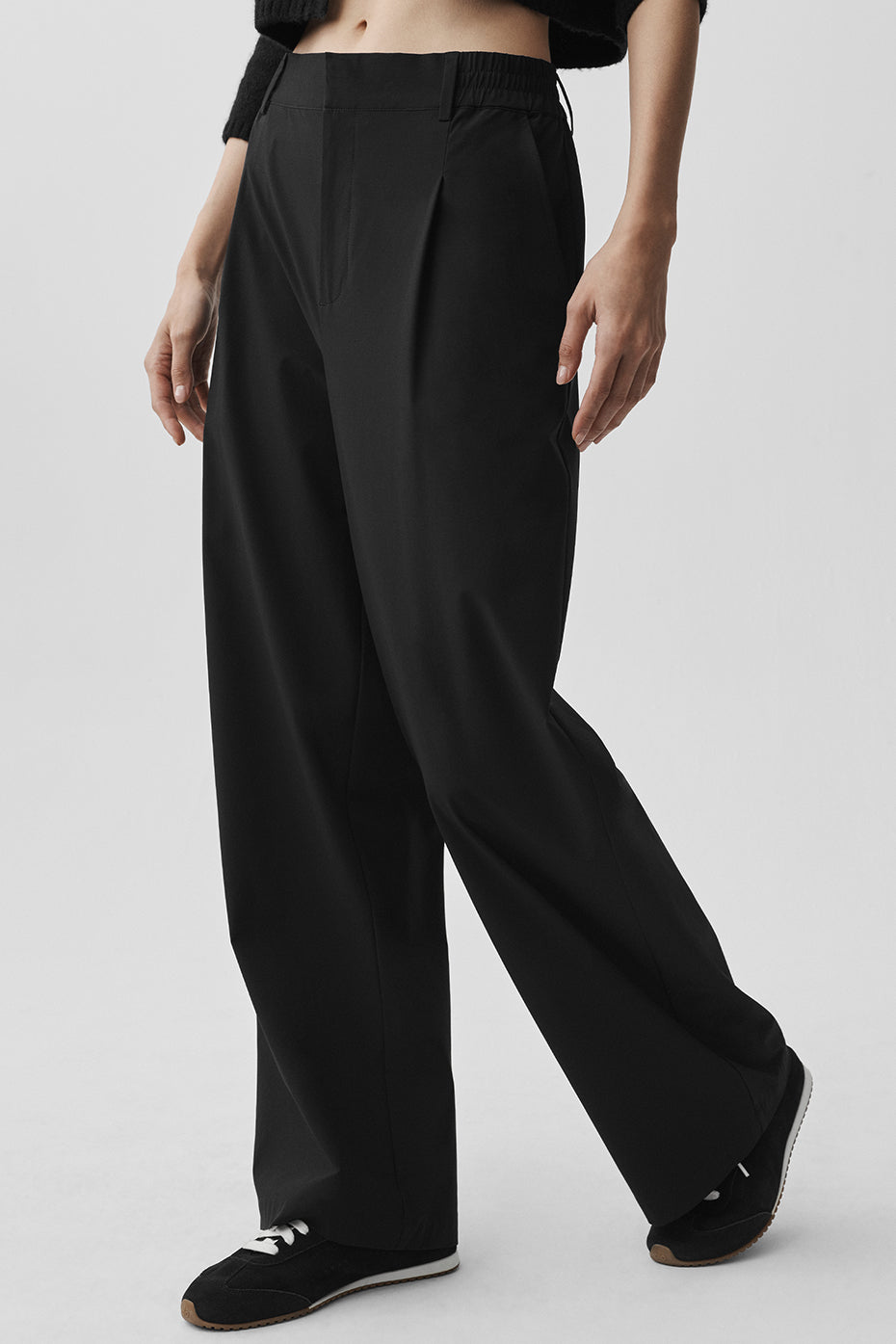 Alo High-Waist Pursuit Trouser (Regular) - Black