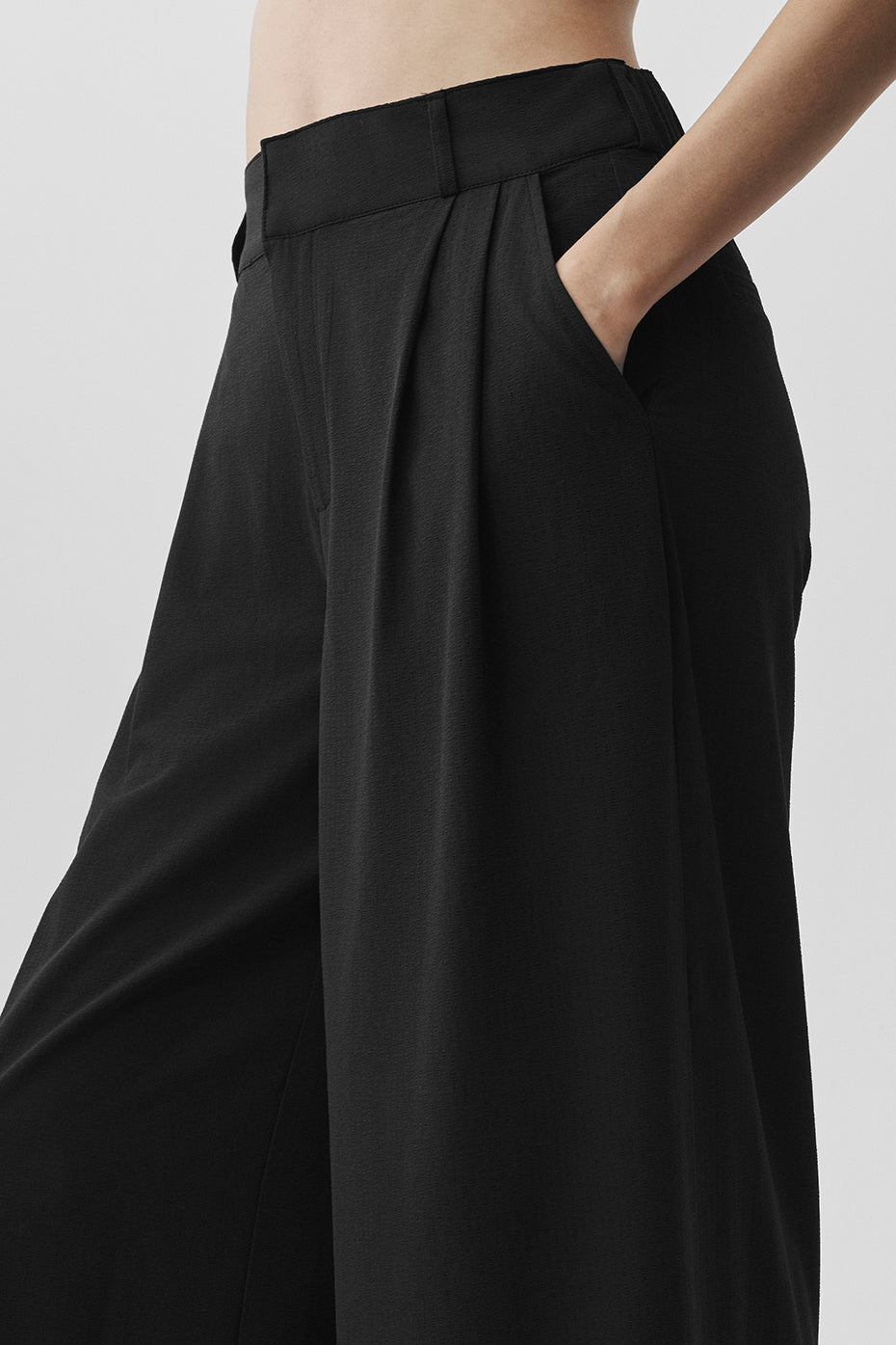 Alo High-Waist Dreamscape Trouser (Regular) - Black