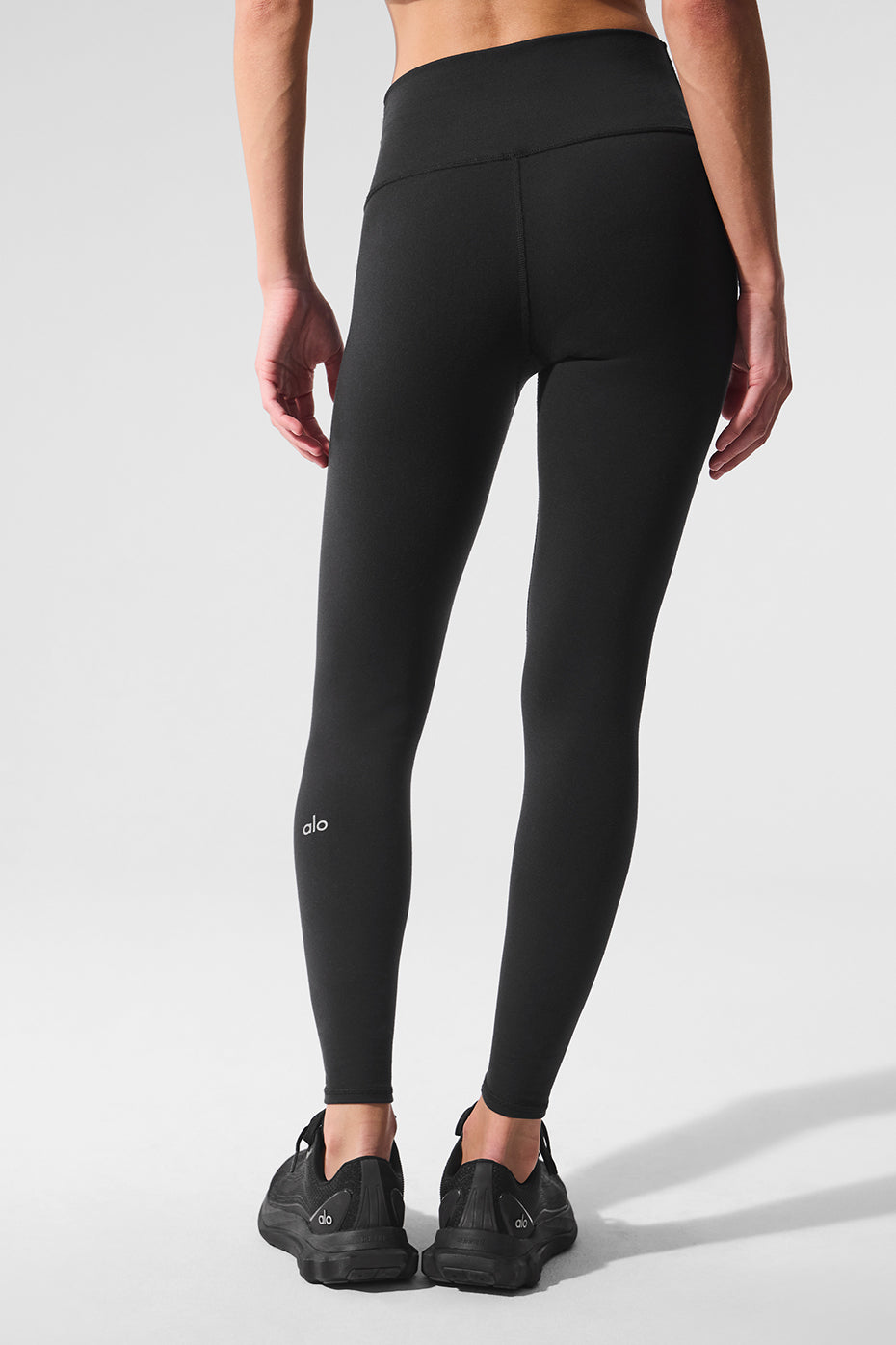 Alo 7/8 High-Waist Airbrush Legging - Black