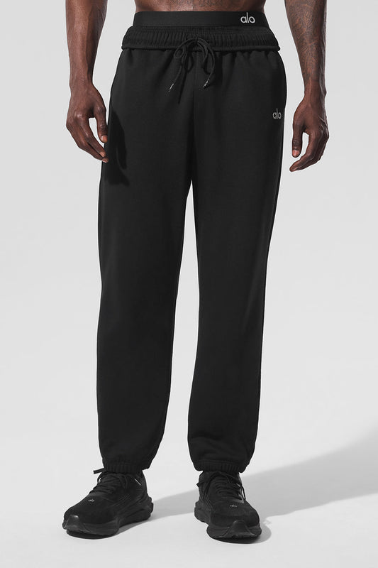 Alo Accolade Sweatpant - Black